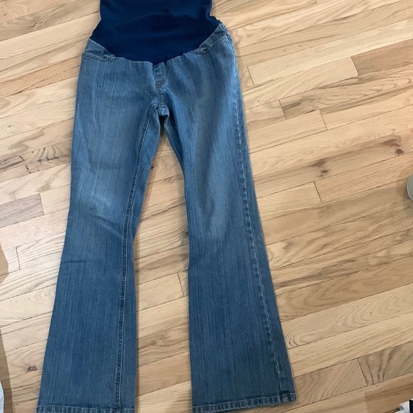 Motherhood Maternity light denim flare‎ size 2 - Picture 2 of 10